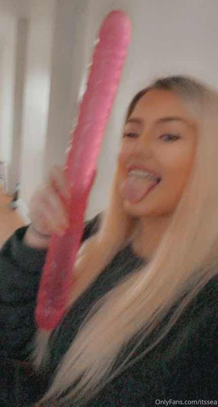 😝