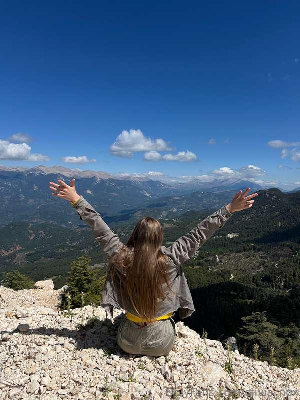 When I was traveling, I didn't show you this view, which mad..