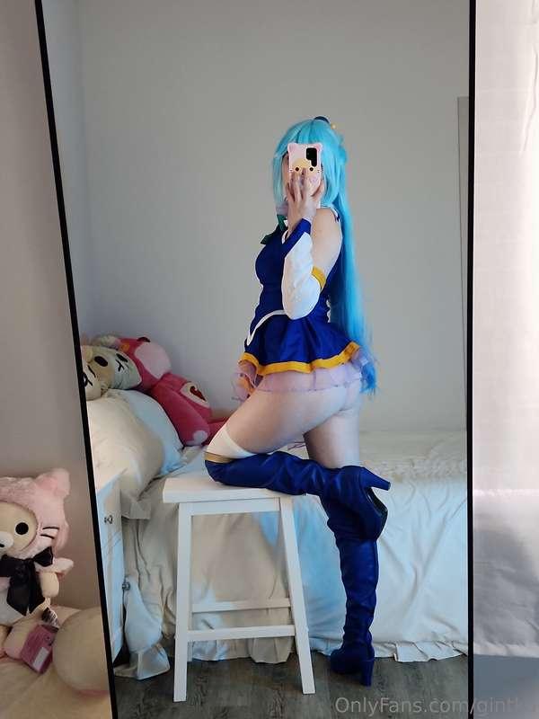 your useless goddess 💙