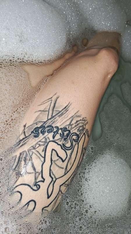You know you wanna see me spread these legs to show you the ..