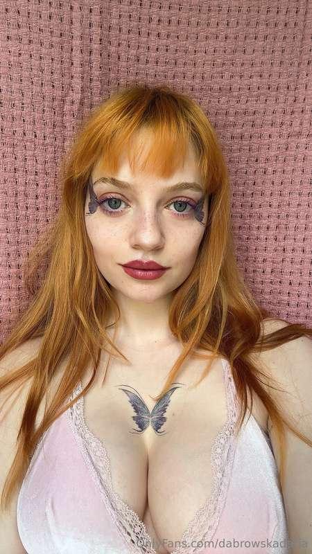 Butterfly set (ofc naked, that pic was for instagram content..