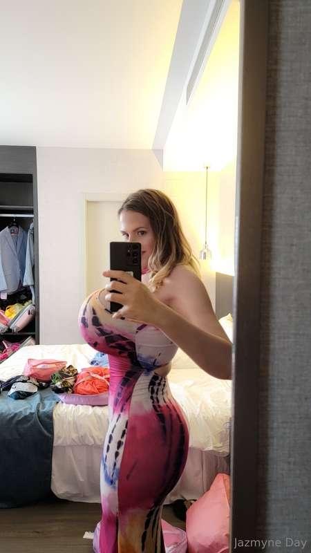 This dress says “innocent” until I start whispering things i..