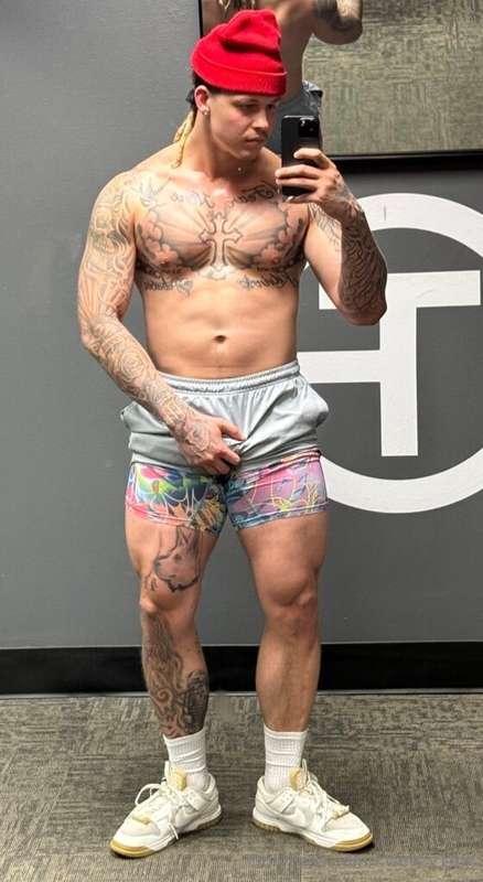 Workout Junkie 🏋️‍♂️