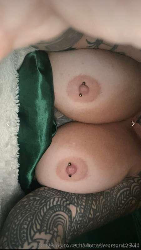 Come join me in bed and massage my tits