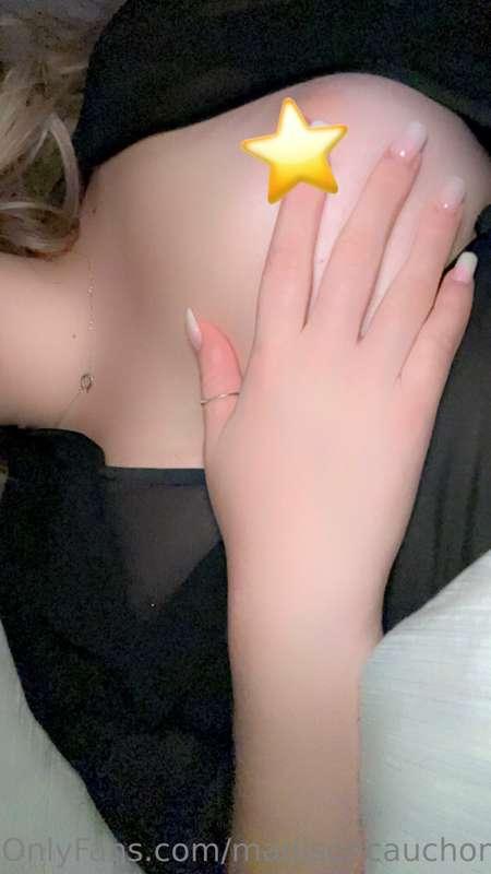 Who wants to have some fun tonight?😈