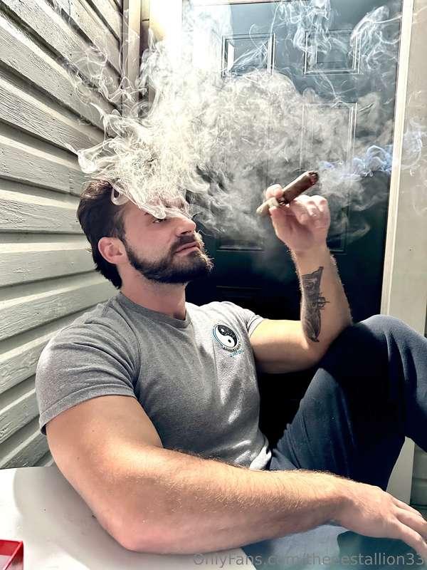 Enjoying a nice cigar last night like a King 