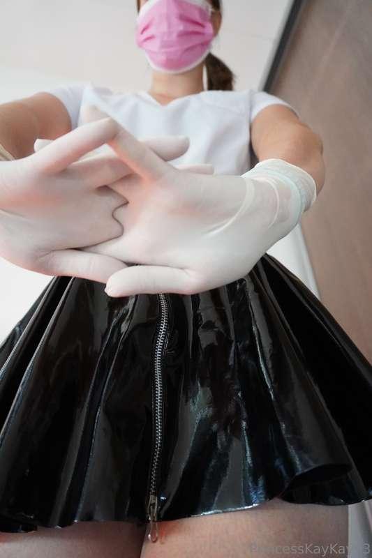 She's getting ready, and you have no idea what to expect 😈I ..