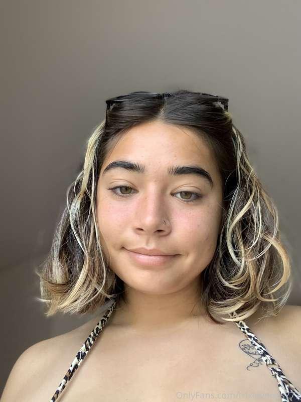 hair looks cute here 🧍🏽‍♀️