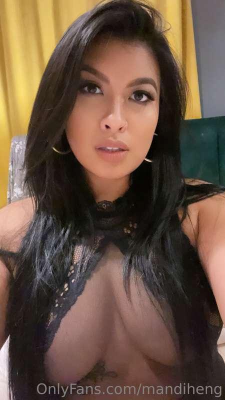 Some candid shots before I bust this 🐱 wide open for some cu..