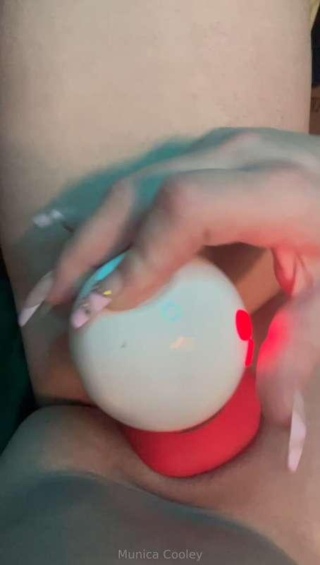 Wish it was your mouth instead sexy!!! 😝😛😉