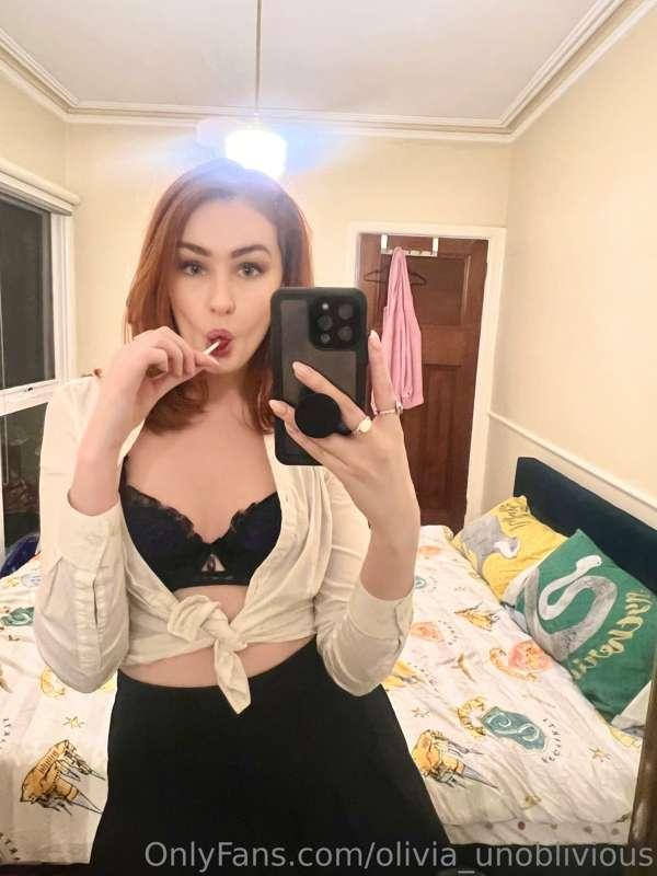 olivia_unoblivious image #1