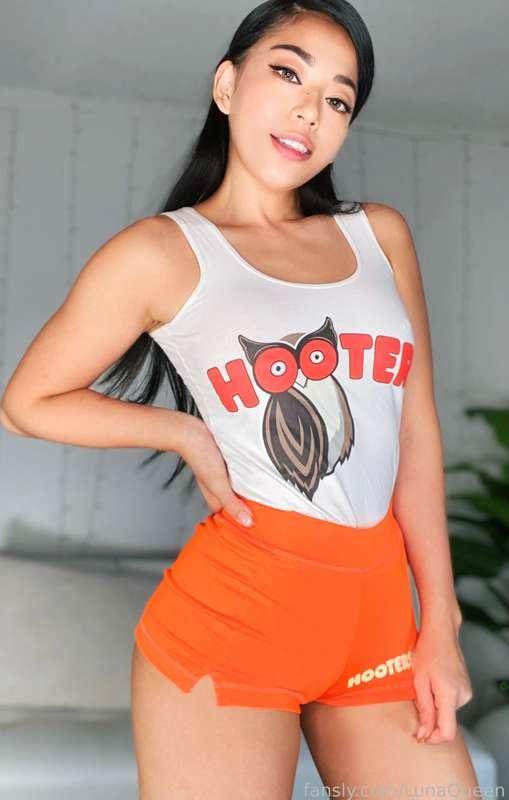You think I’ll make it to the hooters calendars 📆🦉