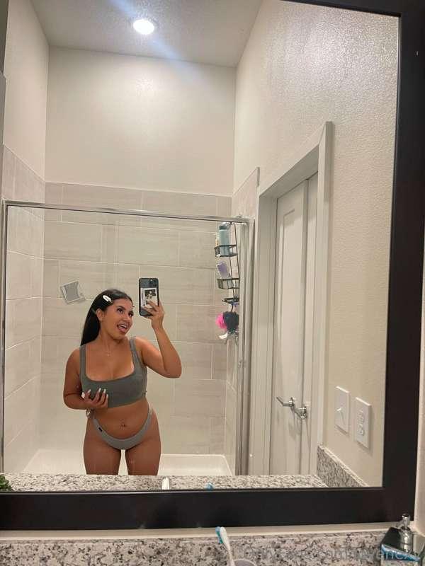 😘