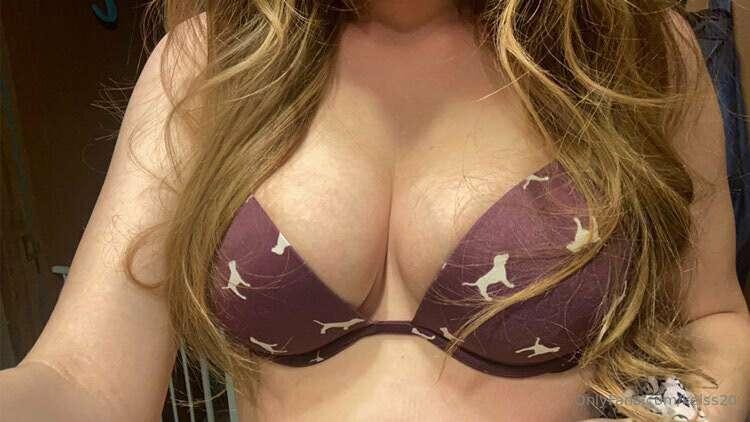 Monday’s suck, let’s make them better with boobs 😉