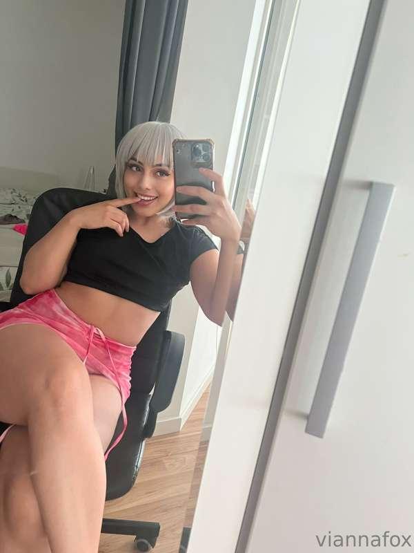 my place or yours? 💌