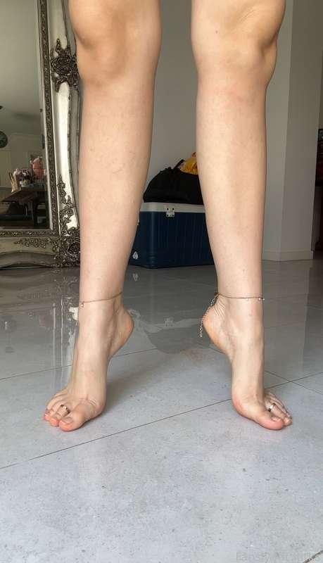 I used to do ballet if you can't tell 😅