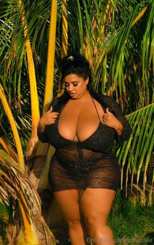 Feeling the love this February 💕 Join me for an exclusive jo..