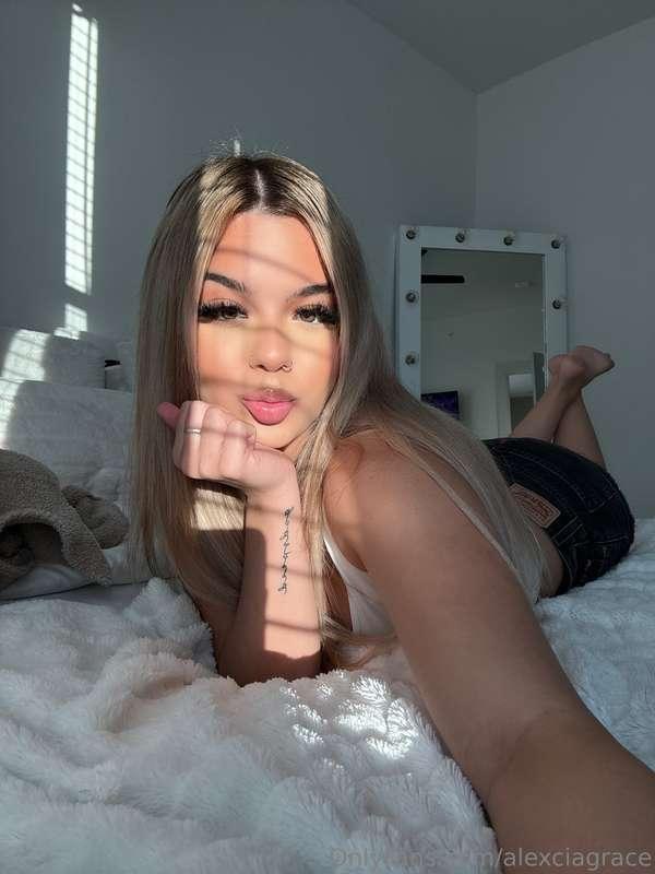 alexciagrace image #0