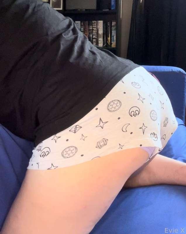 evie_x image #4