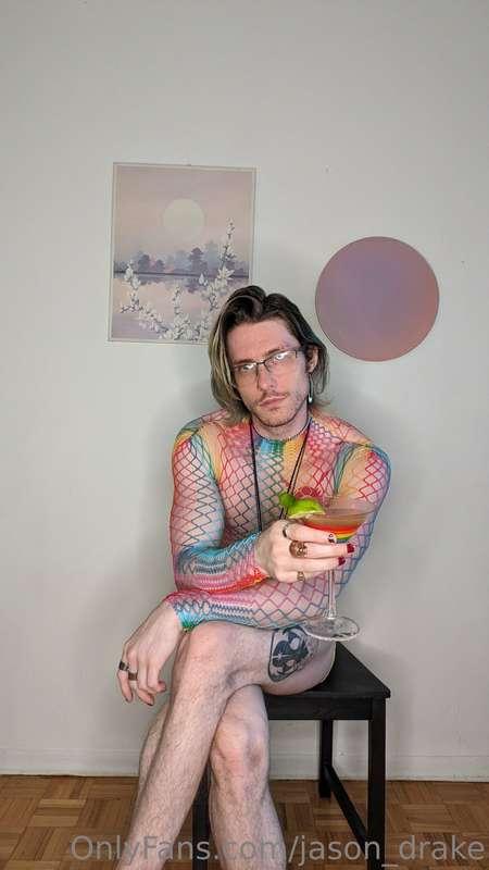 I hope everyone had a good Pride Month! Decided to have myse..
