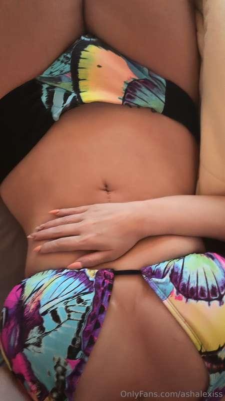 Living in my swimsuit 🥰