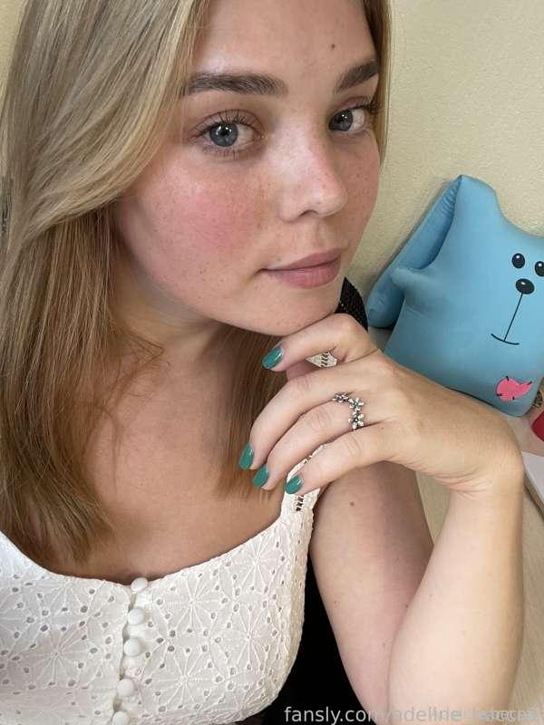 adeline_becca1 image #0