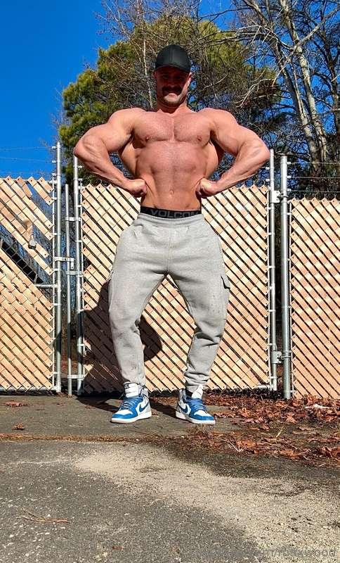 Max is back! Moved across the country getting new content an..