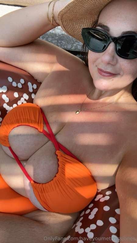 They look tight😍