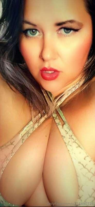 U want these tits in your face baby xx