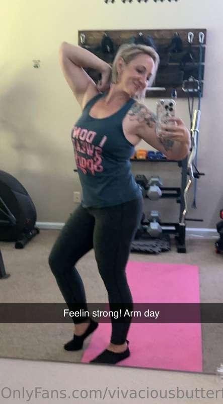 It’s work out time! And feeling strong 💪!