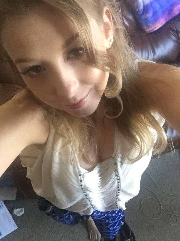 Feeling good today!
See you at 6PM PT for my Live Cam :)