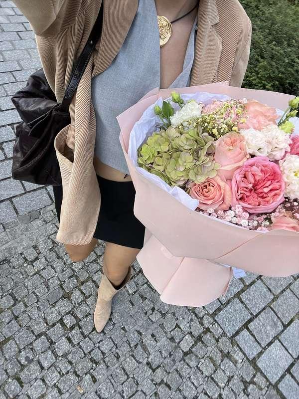 will you give me some flowers ?