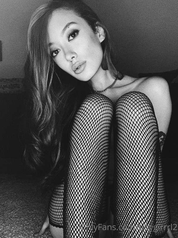 also made a ton of content lately on my paid page 👼🏻