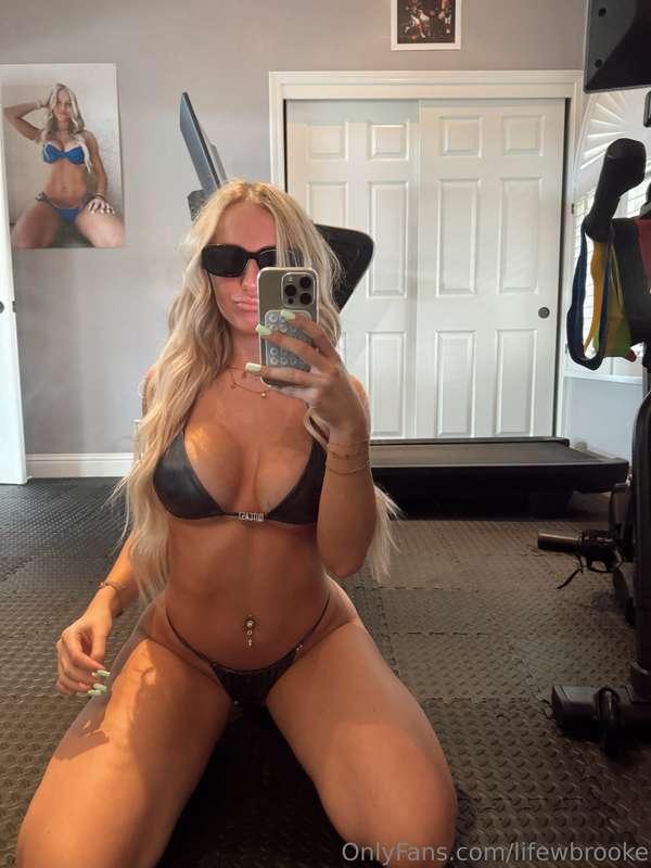 😎