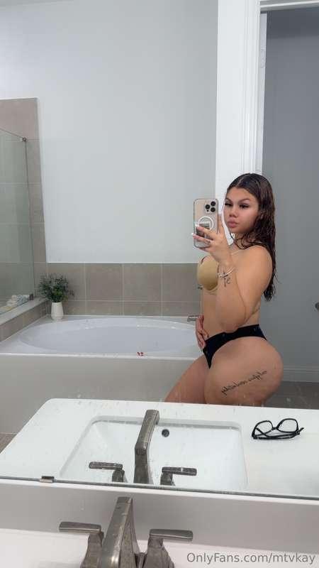I never had shower sex yet 