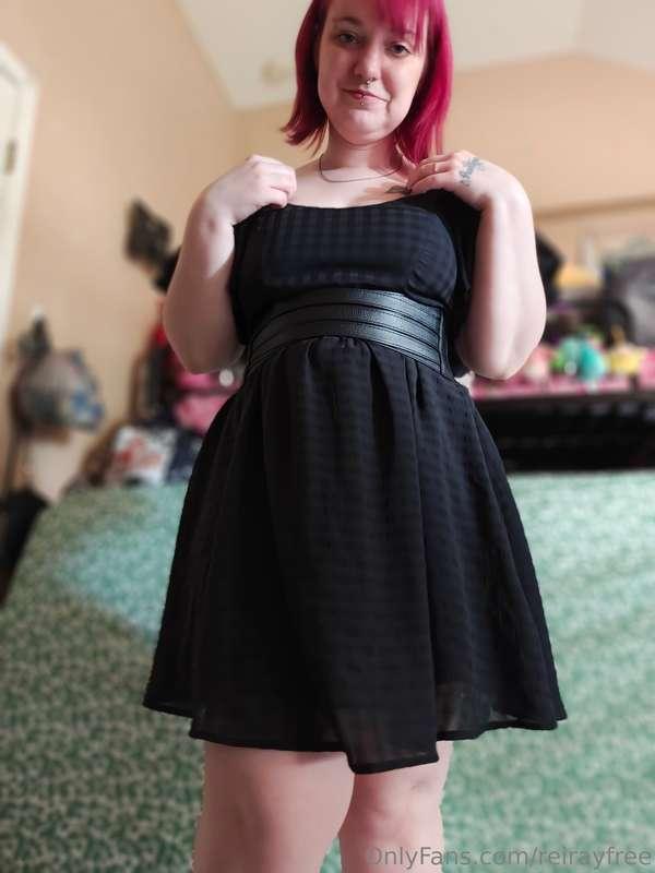 Supposed to do chores but I wanna tease you instead 😋