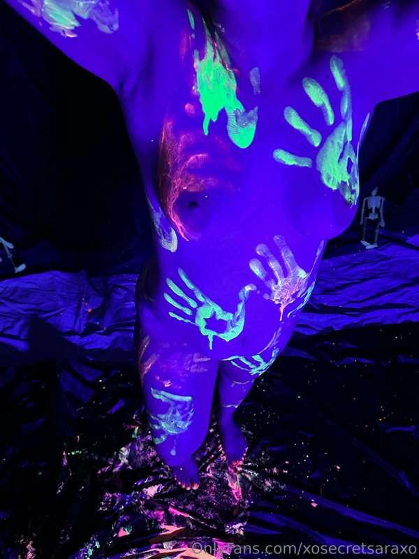 Front view of the messy fun I had. There was a lot of hands ..
