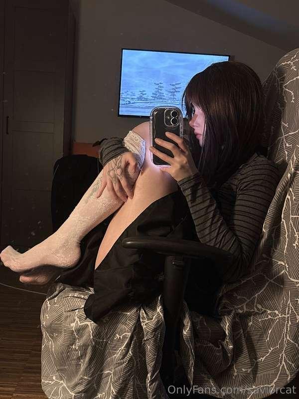 im okay hope you’re doing good too ^^>