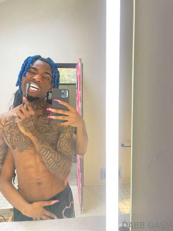 damn i can’t even finish brushing, she already thirsty 😮‍💨