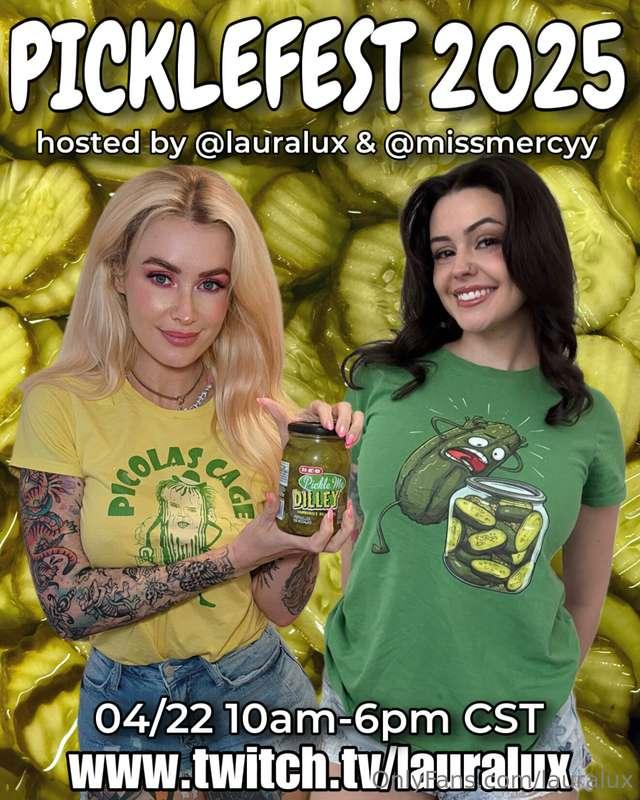 Guysss I got Twitch front page tomorrow!!!!! @missmercyy and..