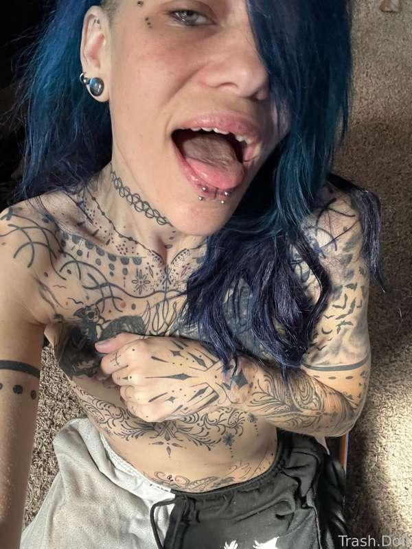trashdoll image #0