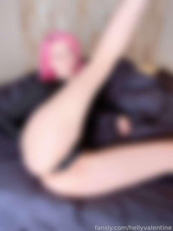 hellyvalentine image #2