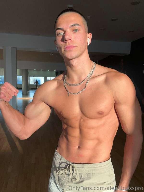 alexfitnesspro image #0