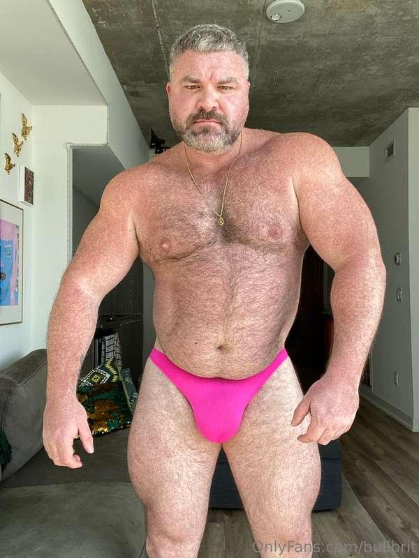 First post 👋🏻👋🏻 I want to use my OF to post a ton of content..