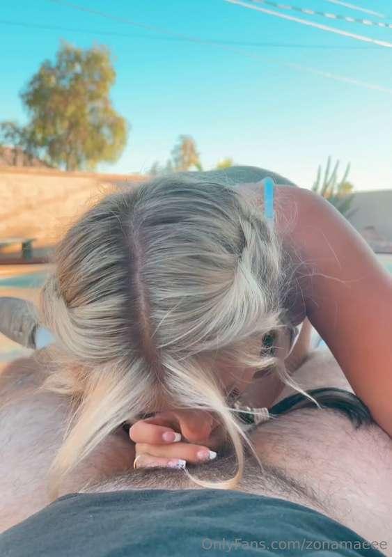 From the poolside blowjob video I just sent you 😈