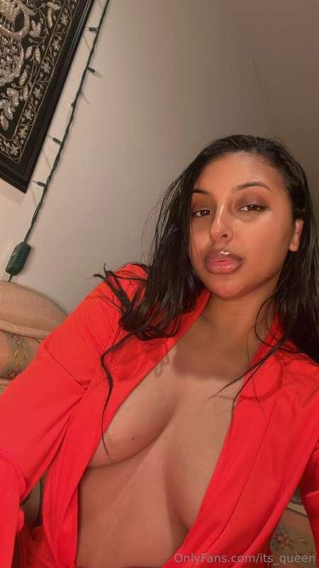 Wanna get naughty with me 😋