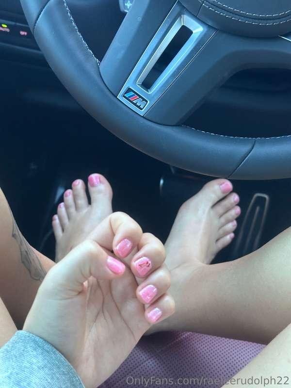 raeleerudolph22 image #0