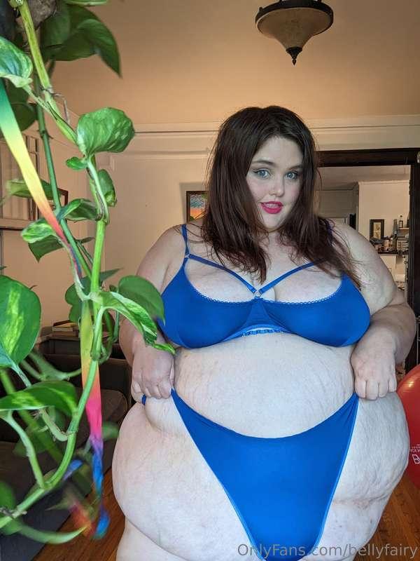 My belly just won't stop growing ... Help me make it bigger?