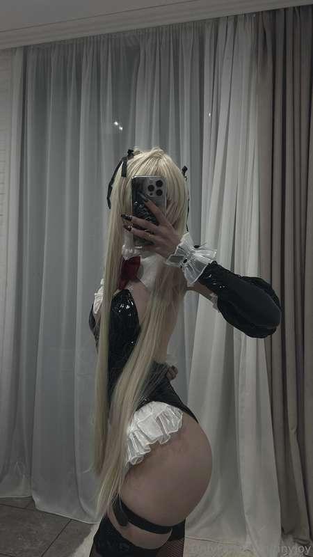 Oopsie, what do you think of this photo? Would you like to s..