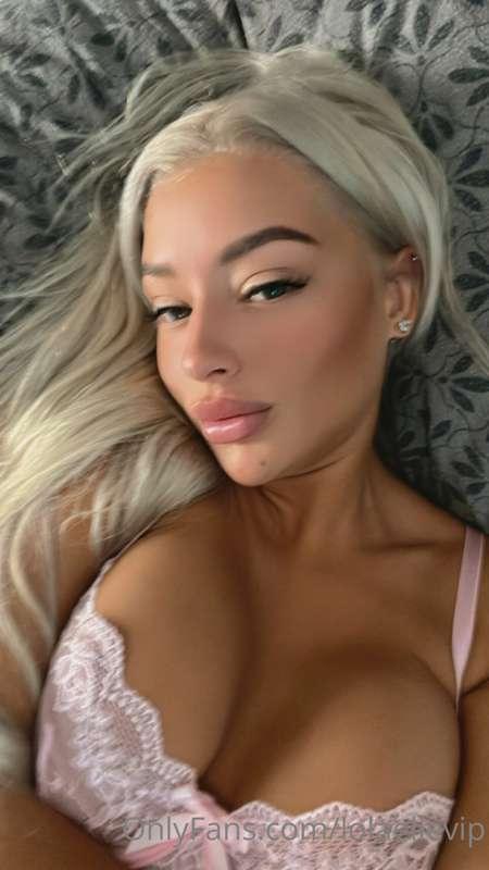 ## A naughty girl wants to play. Can you give me some attent..